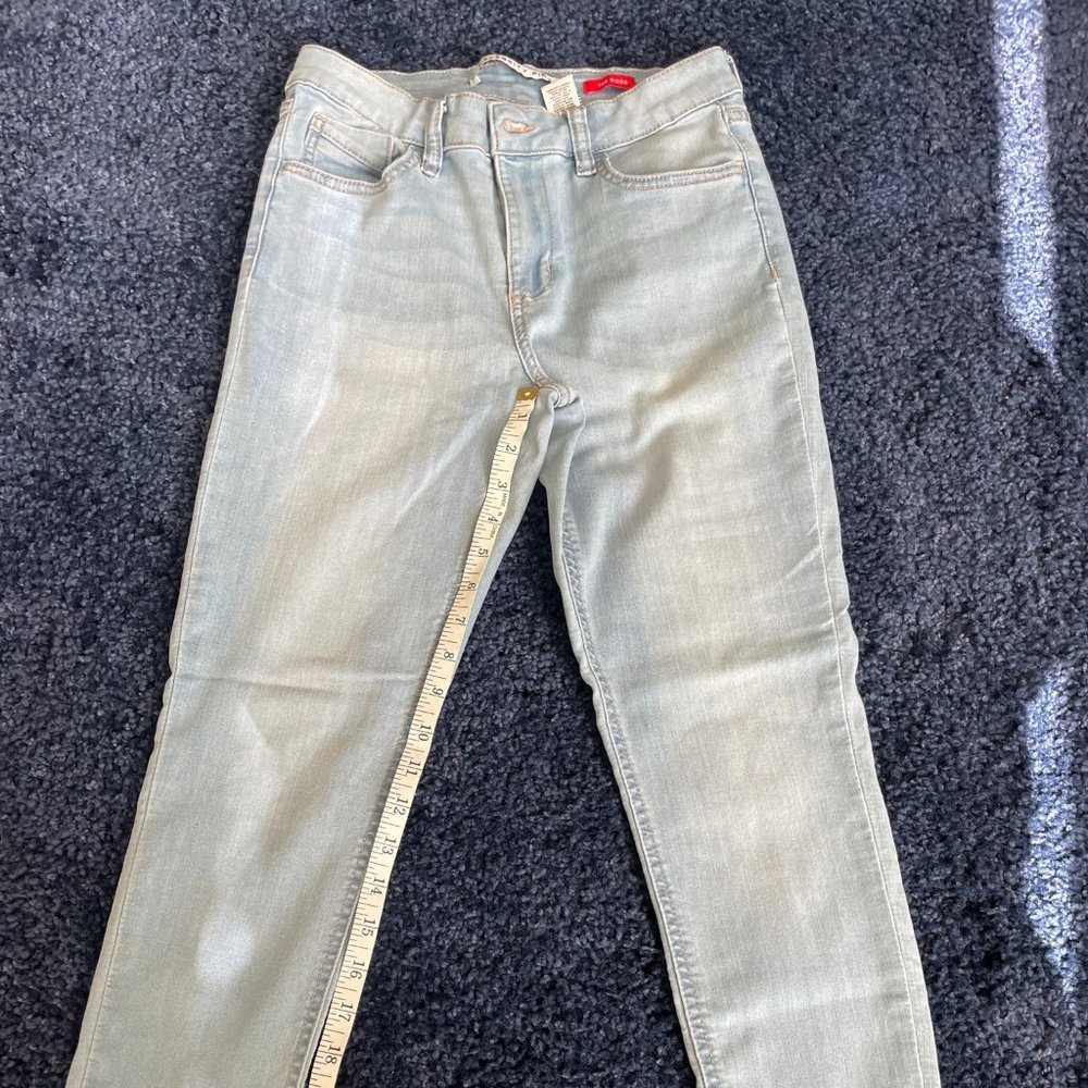 Celebrity Pink light wash jeggings